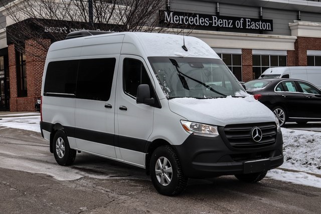 Mercedes Benz sprinter 2019 know more about it | peeker ...
